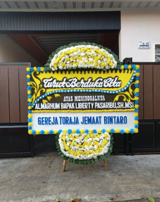 Papan Bunga Duka di Atung Bungsu